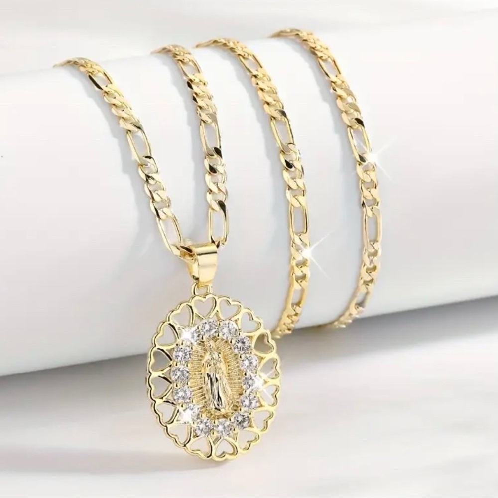 Elegant 14k Gold Plated copper Pendant Necklace Virgen de Guadalupe